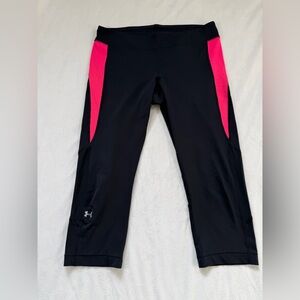 Under Armour Black Leggings Capris with Pink Panels